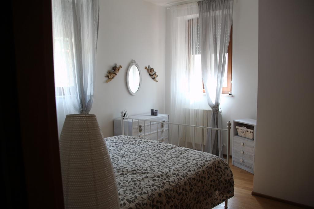 דירות אסיסי Casa Elena מראה חיצוני תמונה